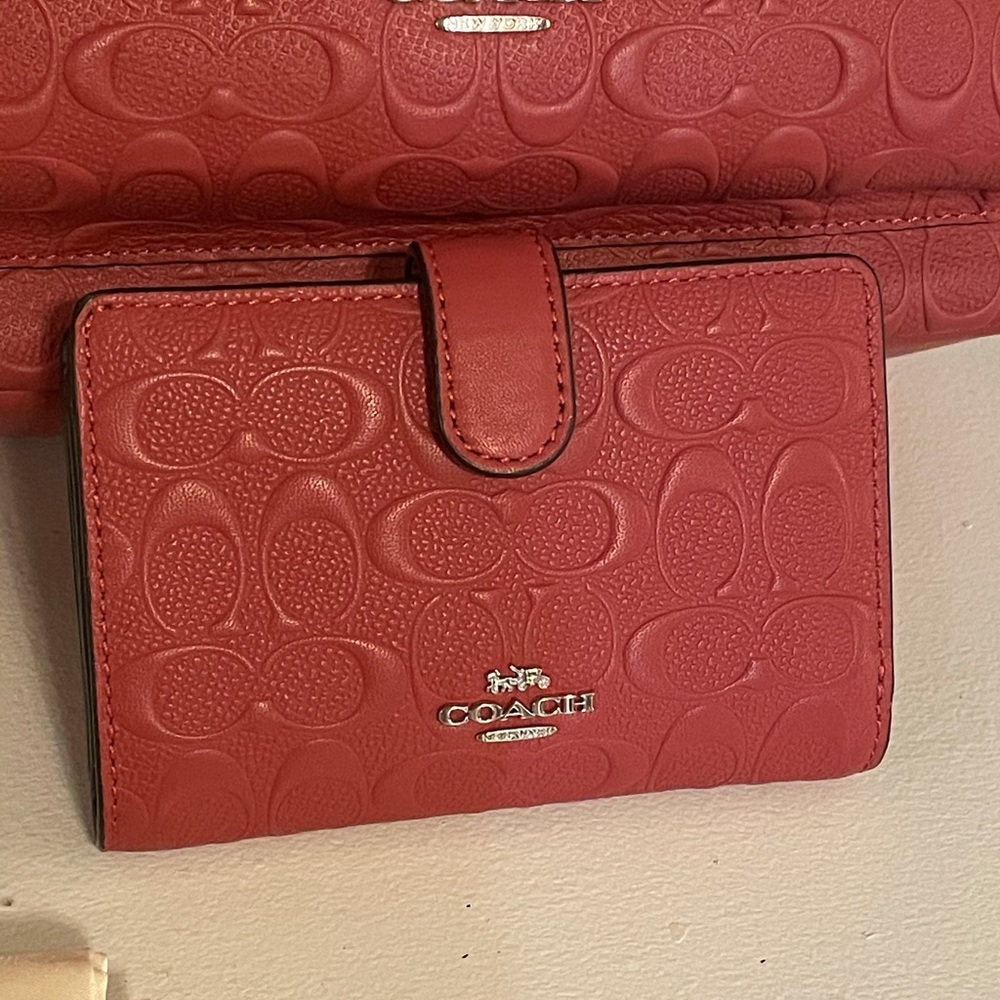 Embossed Charlie backpack set - Picture 9 of 12